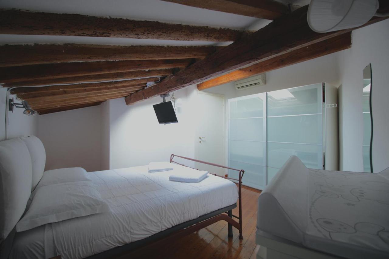 Kia Orana Guesthouse 利沃诺 外观 照片